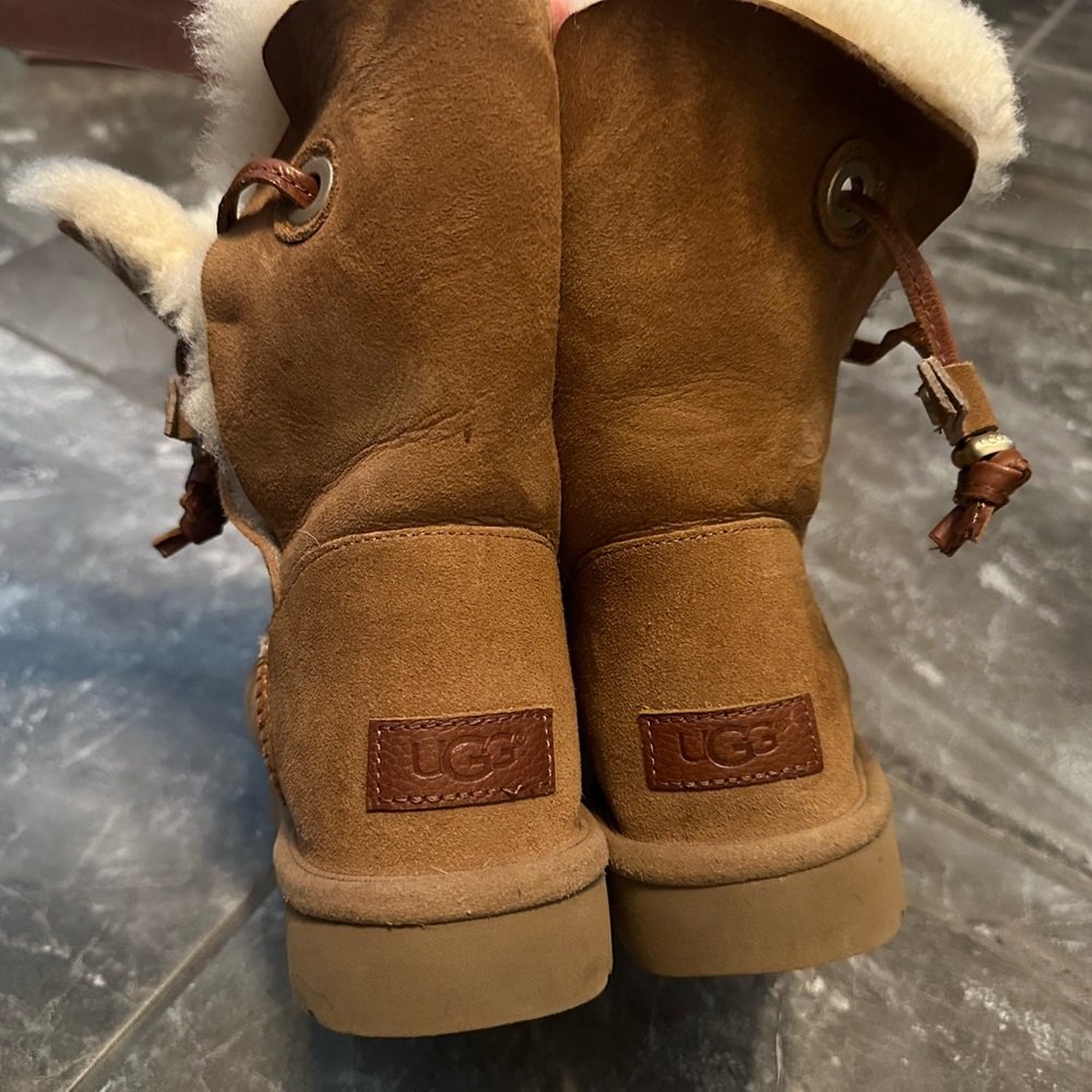 Women’s size 9 Uggs